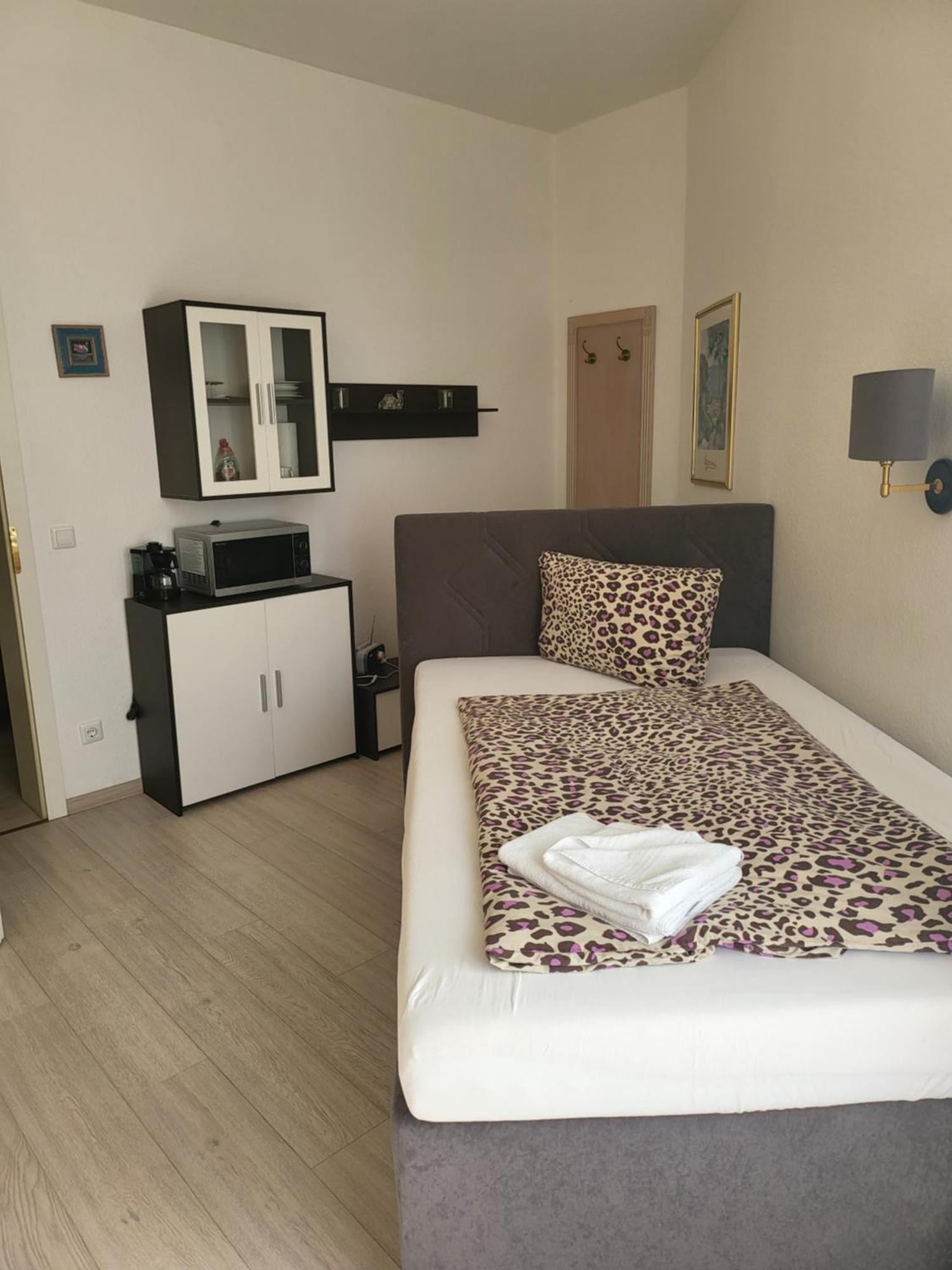 Haus "Beuth" Apartman Bad Elster Kültér fotó